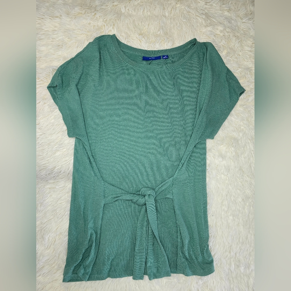 APT 9 Green Tie-Front Top